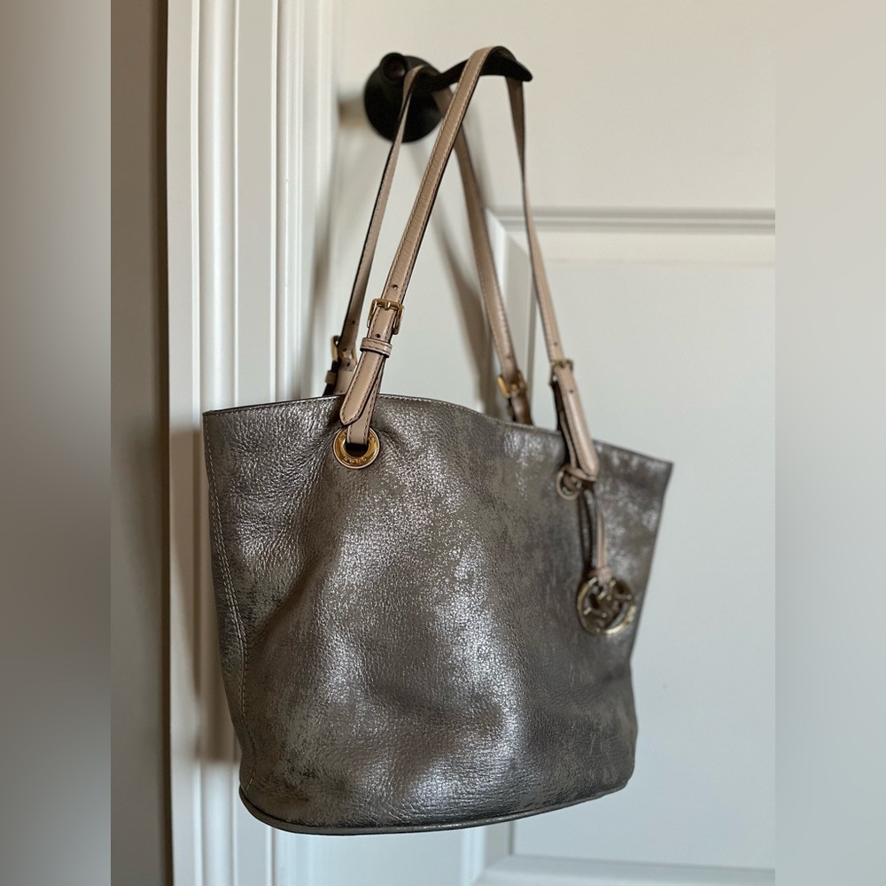 Michael Kors | Silver Shoulder Bag